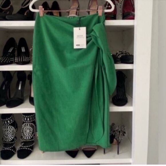 NWT VISCOSE WRAP KNOTTED SKIRT Size XS - Picture 4 of 8